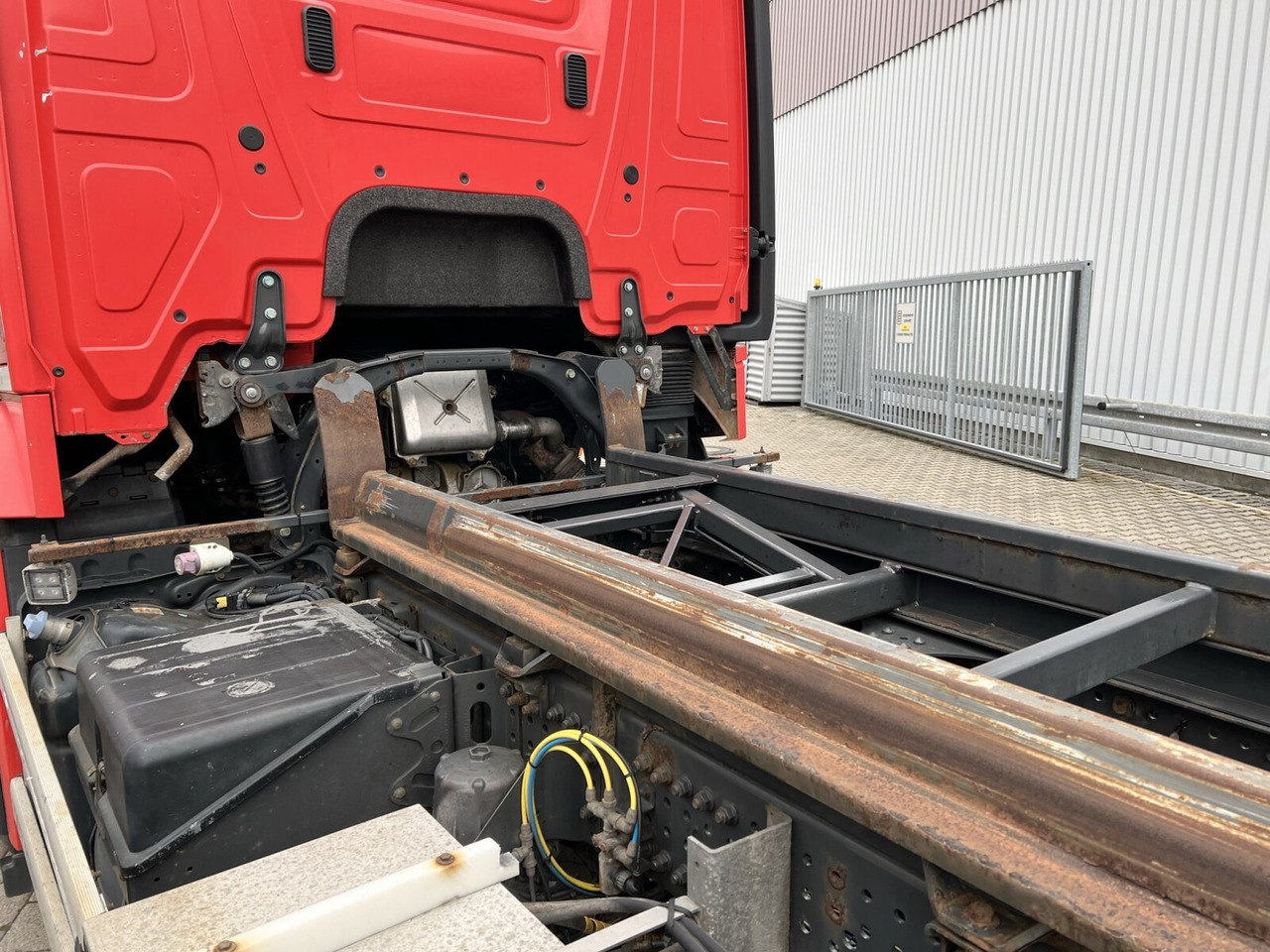 Mercedes-Benz Actros 2645 6x2 Actros 2645 6x2, Retarder, Liftachse, AWL, Hiab LBW - Kabiinišassiiga veoauto: pilt 3 Mercedes-Benz Actros 2645 6x2 Actros 2645 6x2, Retarder, Liftachse, AWL, Hiab LBW - Kabiinišassiiga veoauto: pilt 3