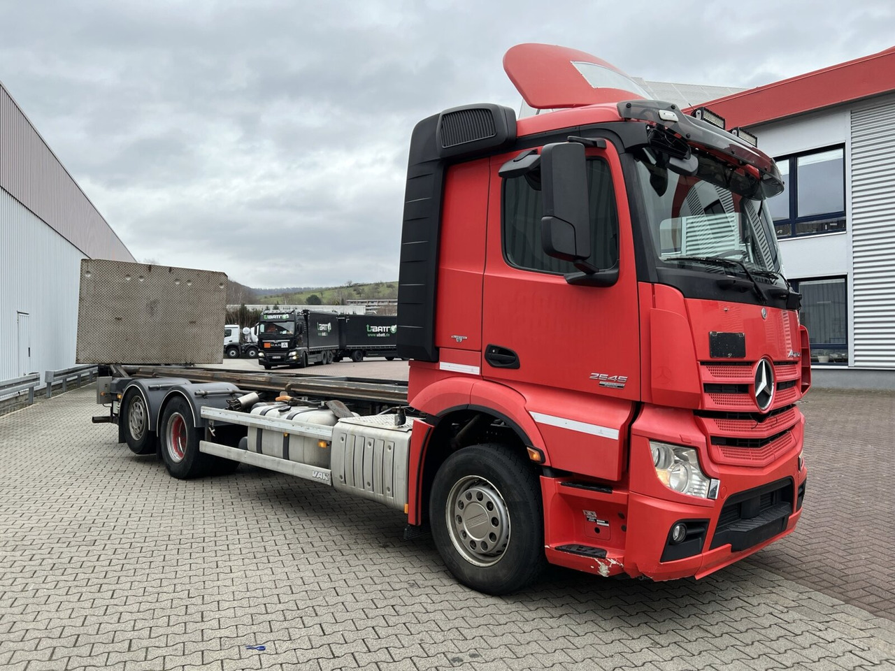 Kabiinišassiiga veoauto Mercedes-Benz Actros 2645 6x2 Actros 2645 6x2, Retarder, Liftachse, AWL, Hiab LBW: pilt 9