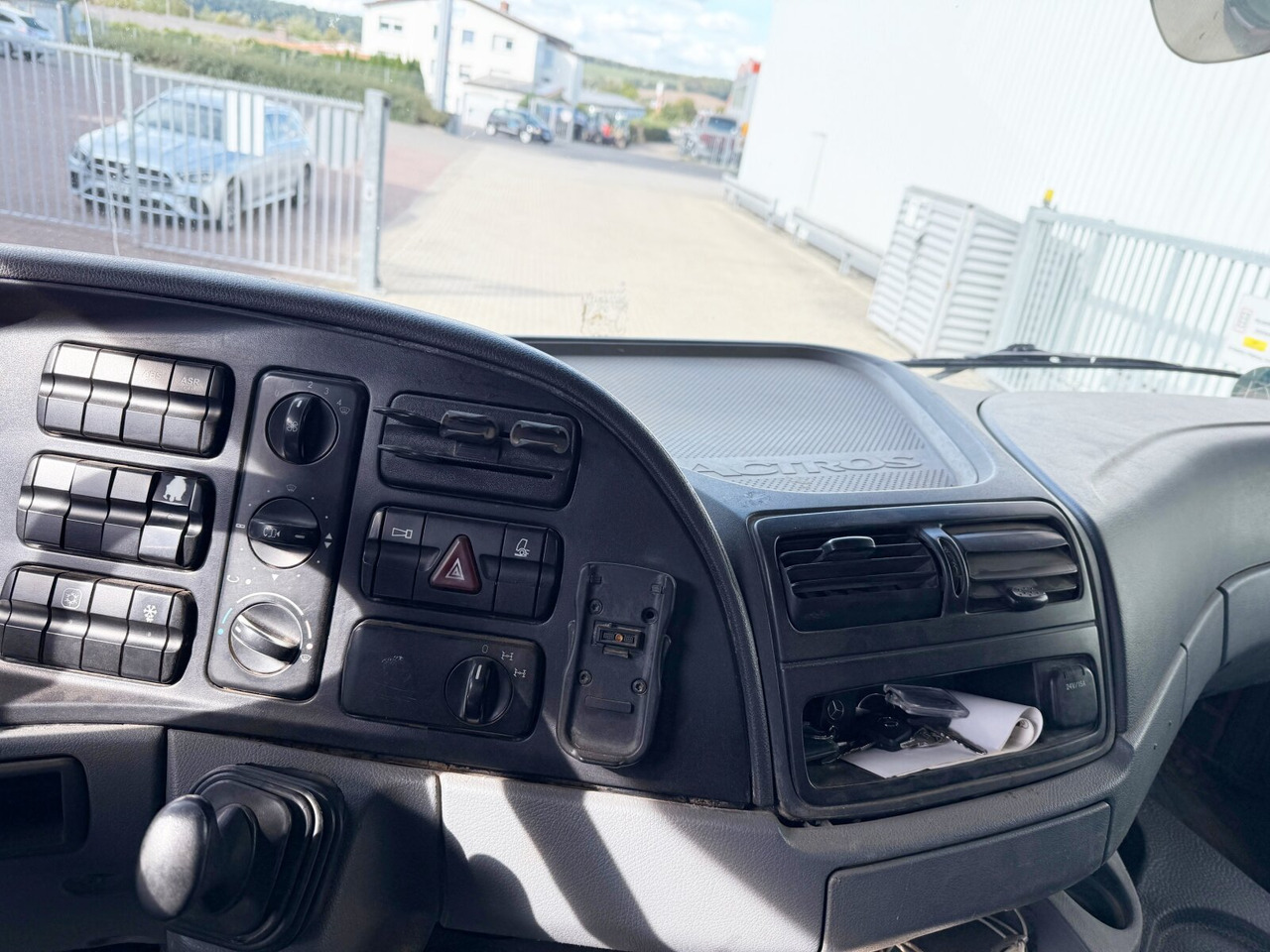 Mercedes-Benz Actros 2646 K 6x4 Actros 2646 K 6x4, Retarder - Kabiinišassiiga veoauto: pilt 2 Mercedes-Benz Actros 2646 K 6x4 Actros 2646 K 6x4, Retarder - Kabiinišassiiga veoauto: pilt 2