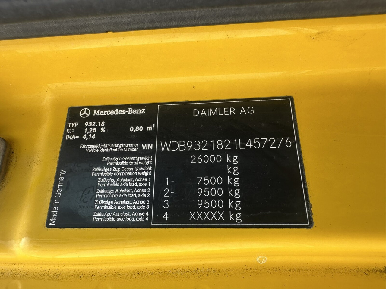 Mercedes-Benz Actros 3348 AK 6x6 Actros 3348 AK 6x6, Bordmatik links - Kallurauto: pilt 4 Mercedes-Benz Actros 3348 AK 6x6 Actros 3348 AK 6x6, Bordmatik links - Kallurauto: pilt 4