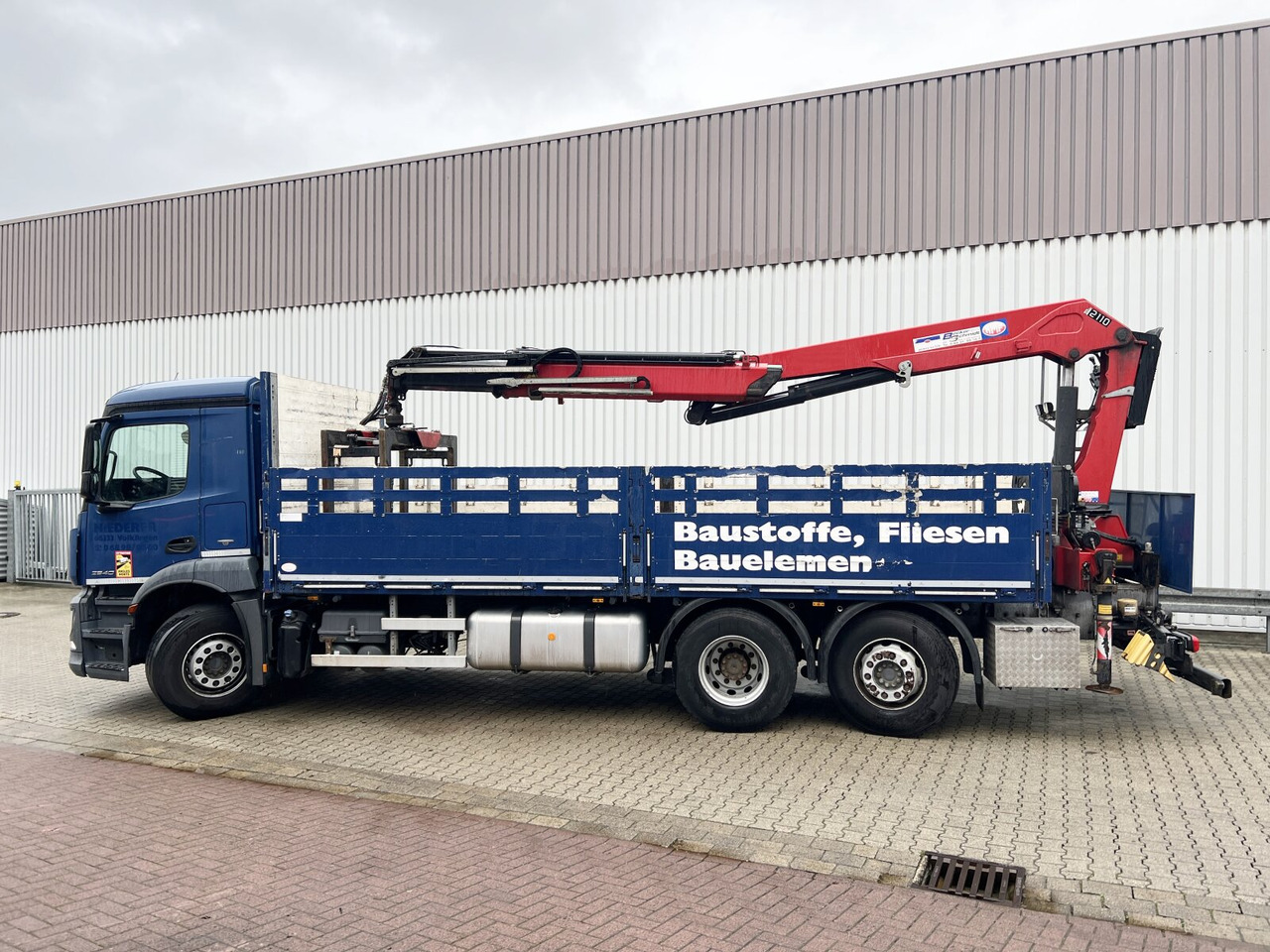 Kraanaga veoauto, Madelveok/ Platvormveok Mercedes-Benz Antos 2540 L 6x2 Antos 2540 L 6x2, Lenkachse, HMF 2110-L3 Heckkran: pilt 12