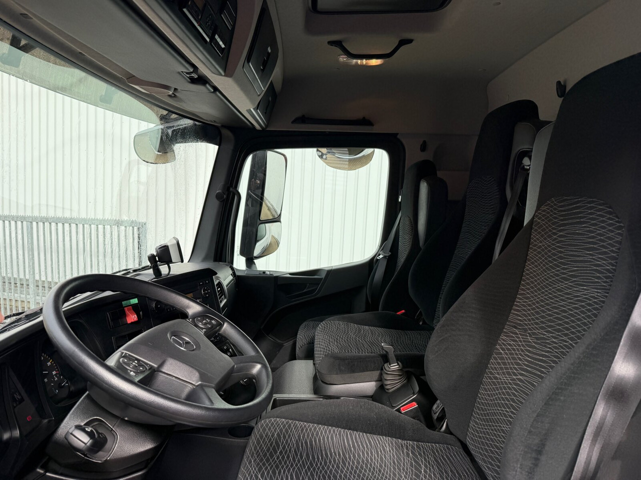 Mercedes-Benz Arocs 1827 A 4x4 Arocs 1827 A 4x4, Ex-! - Madelveok/ Platvormveok: pilt 2 Mercedes-Benz Arocs 1827 A 4x4 Arocs 1827 A 4x4, Ex-! - Madelveok/ Platvormveok: pilt 2