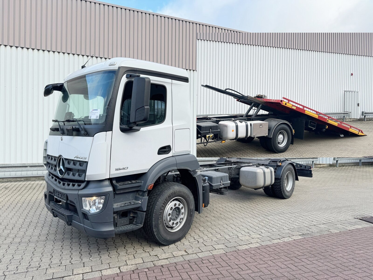 Mercedes-Benz Arocs 1840 L 4x2 Arocs 1840 L 4x2, MultimediaCockpit, Navi - Treilerveoauto: pilt 1 Mercedes-Benz Arocs 1840 L 4x2 Arocs 1840 L 4x2, MultimediaCockpit, Navi - Treilerveoauto: pilt 1