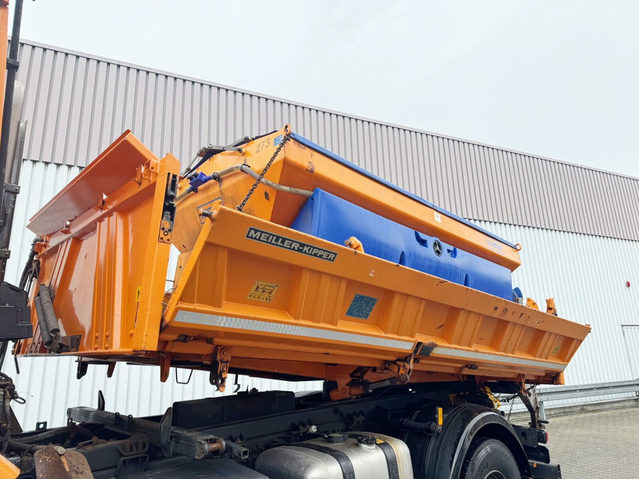 Mercedes-Benz Arocs 2036 AK 4x4 Arocs 2036 AK 4x4, Grounder, Motorabtrieb, Bordmatik, Winterdienstausstattung - Kallurauto: pilt 2 Mercedes-Benz Arocs 2036 AK 4x4 Arocs 2036 AK 4x4, Grounder, Motorabtrieb, Bordmatik, Winterdienstausstattung - Kallurauto: pilt 2