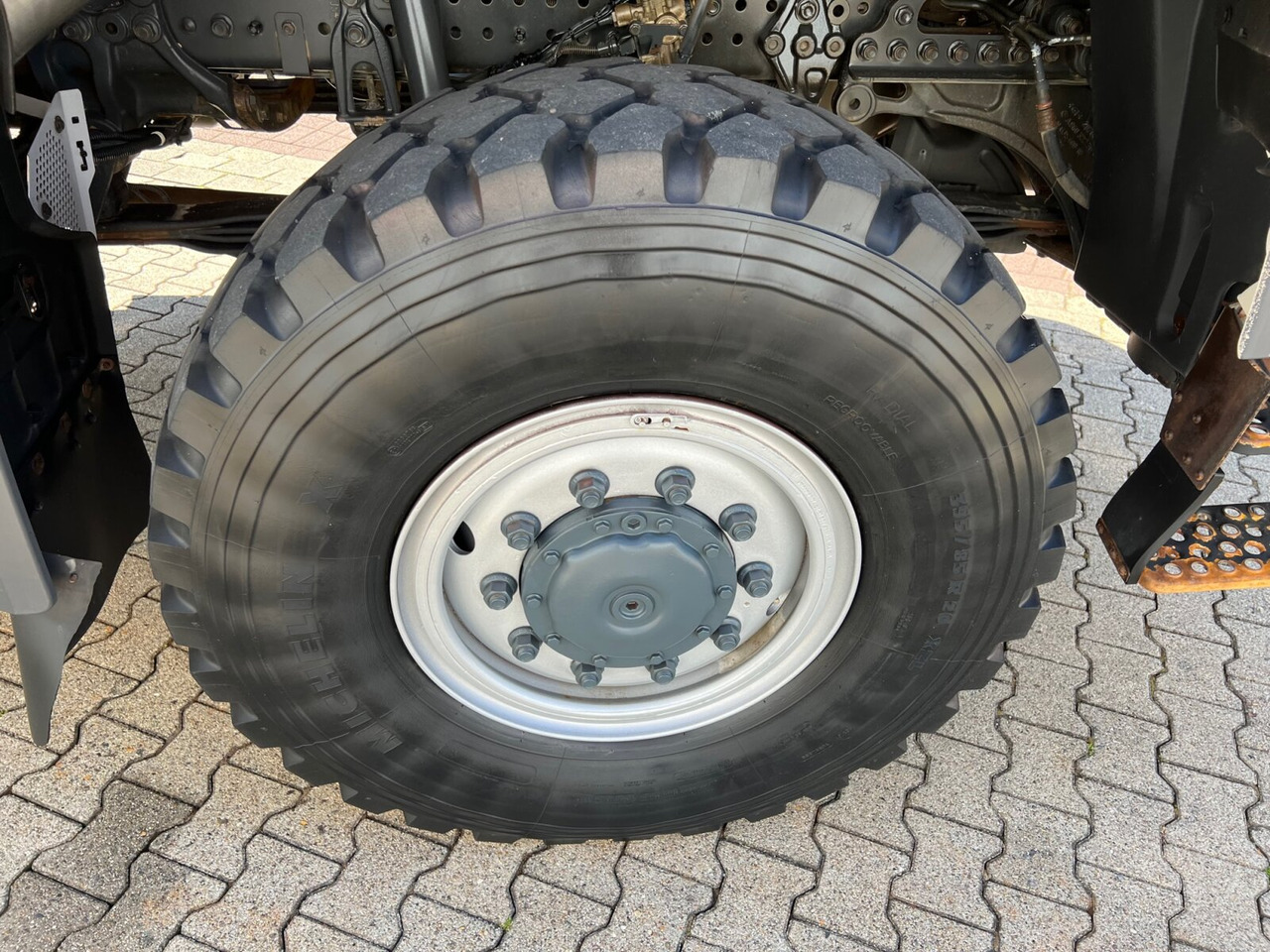 Mercedes-Benz Arocs 2045 AK 4x4 Arocs 2045 AK 4x4, GROUNDER - Kabiinišassiiga veoauto: pilt 2 Mercedes-Benz Arocs 2045 AK 4x4 Arocs 2045 AK 4x4, GROUNDER - Kabiinišassiiga veoauto: pilt 2