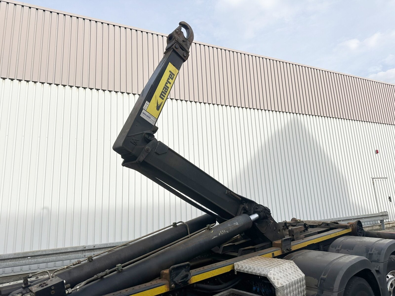 Mercedes-Benz Arocs 2552 L 6x2 Arocs 2552 L 6x2, Lenk-/Liftachse - Konkstõstukiga veoauto: pilt 3 Mercedes-Benz Arocs 2552 L 6x2 Arocs 2552 L 6x2, Lenk-/Liftachse - Konkstõstukiga veoauto: pilt 3