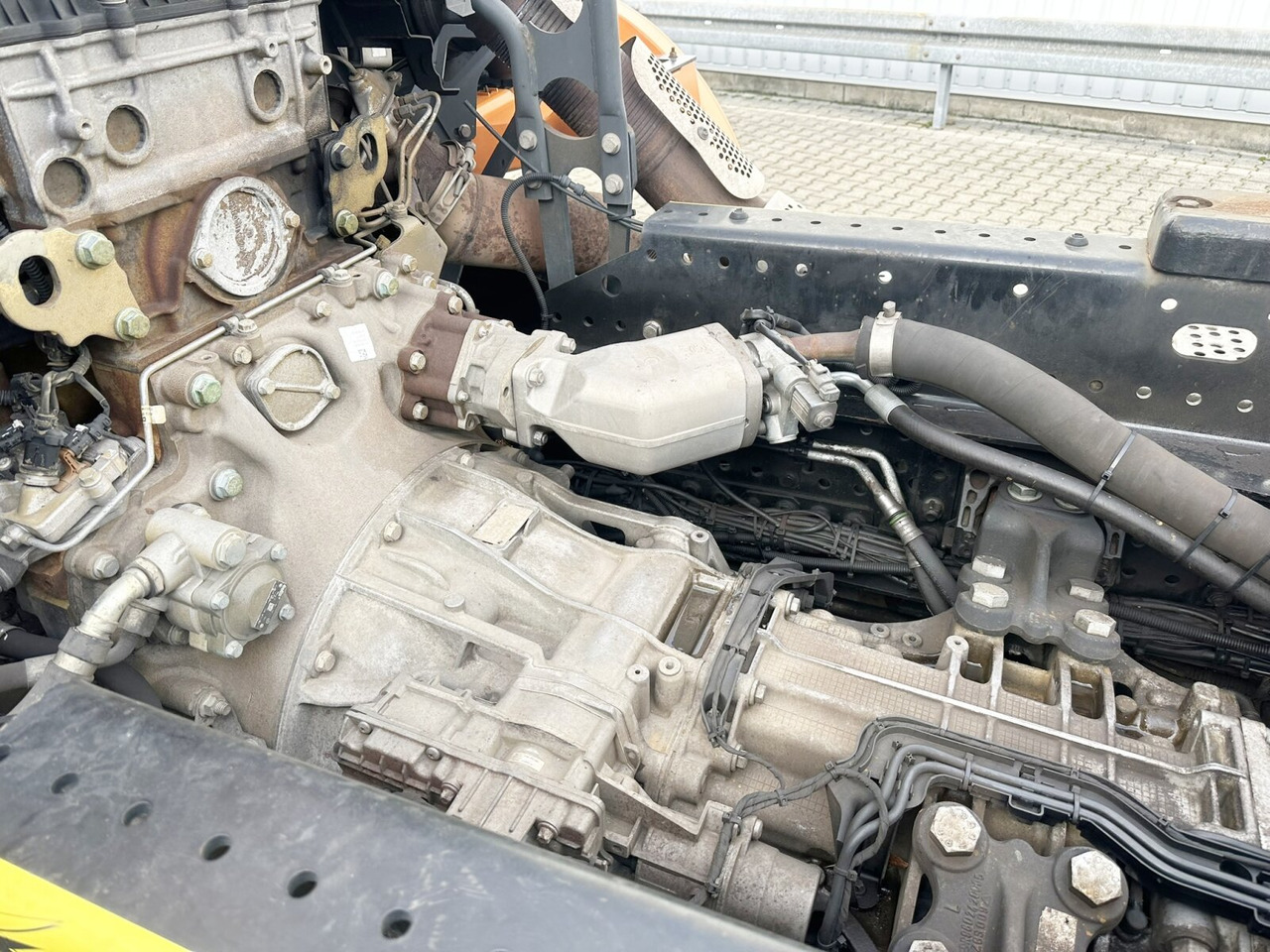 Mercedes-Benz Arocs 2552 L 6x2 Arocs 2552 L 6x2, Lenk-/Liftachse - Konkstõstukiga veoauto: pilt 4 Mercedes-Benz Arocs 2552 L 6x2 Arocs 2552 L 6x2, Lenk-/Liftachse - Konkstõstukiga veoauto: pilt 4