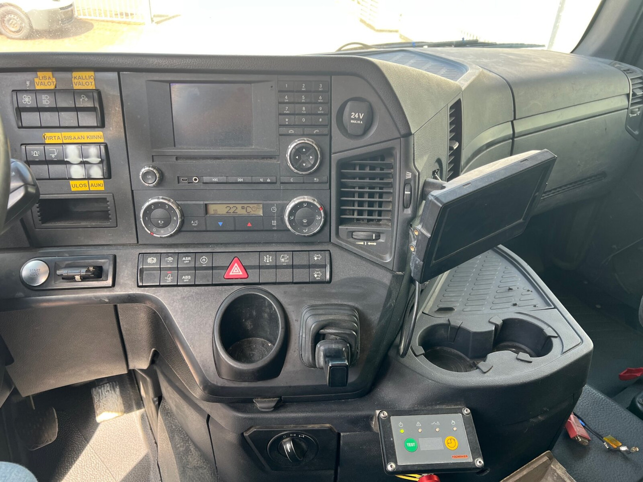 Mercedes-Benz Arocs 2642/45 K 6x4 Arocs 2642/45 K 6x4/33 , Retarder, Motorabtrieb - Konkstõstukiga veoauto: pilt 4 Mercedes-Benz Arocs 2642/45 K 6x4 Arocs 2642/45 K 6x4/33 , Retarder, Motorabtrieb - Konkstõstukiga veoauto: pilt 4