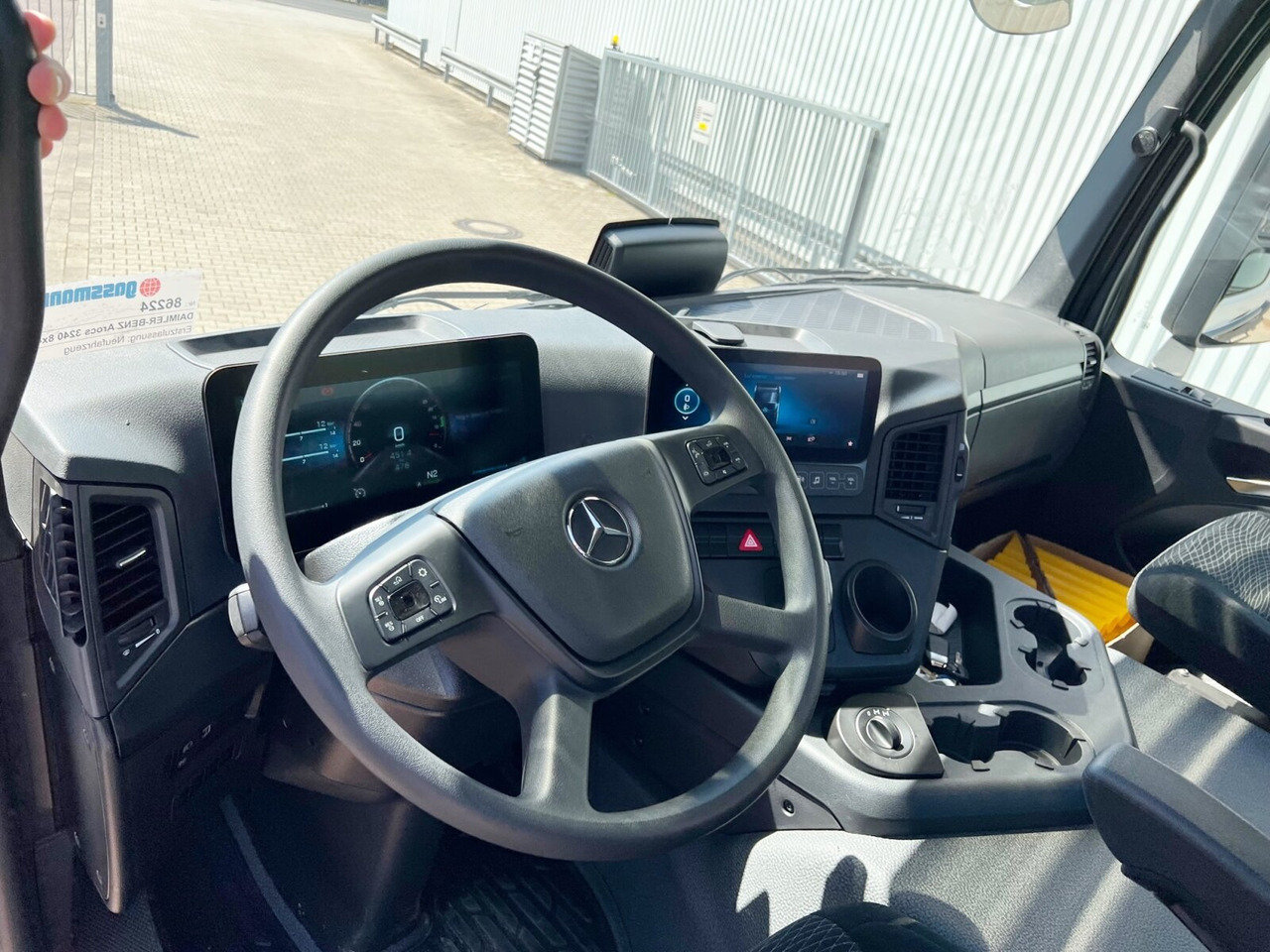 Mercedes-Benz Arocs 3240 8x4 Arocs 3240 8x4, Meiller 3-Seiten Kipper, ca. 14m³ - Kallurauto: pilt 5 Mercedes-Benz Arocs 3240 8x4 Arocs 3240 8x4, Meiller 3-Seiten Kipper, ca. 14m³ - Kallurauto: pilt 5