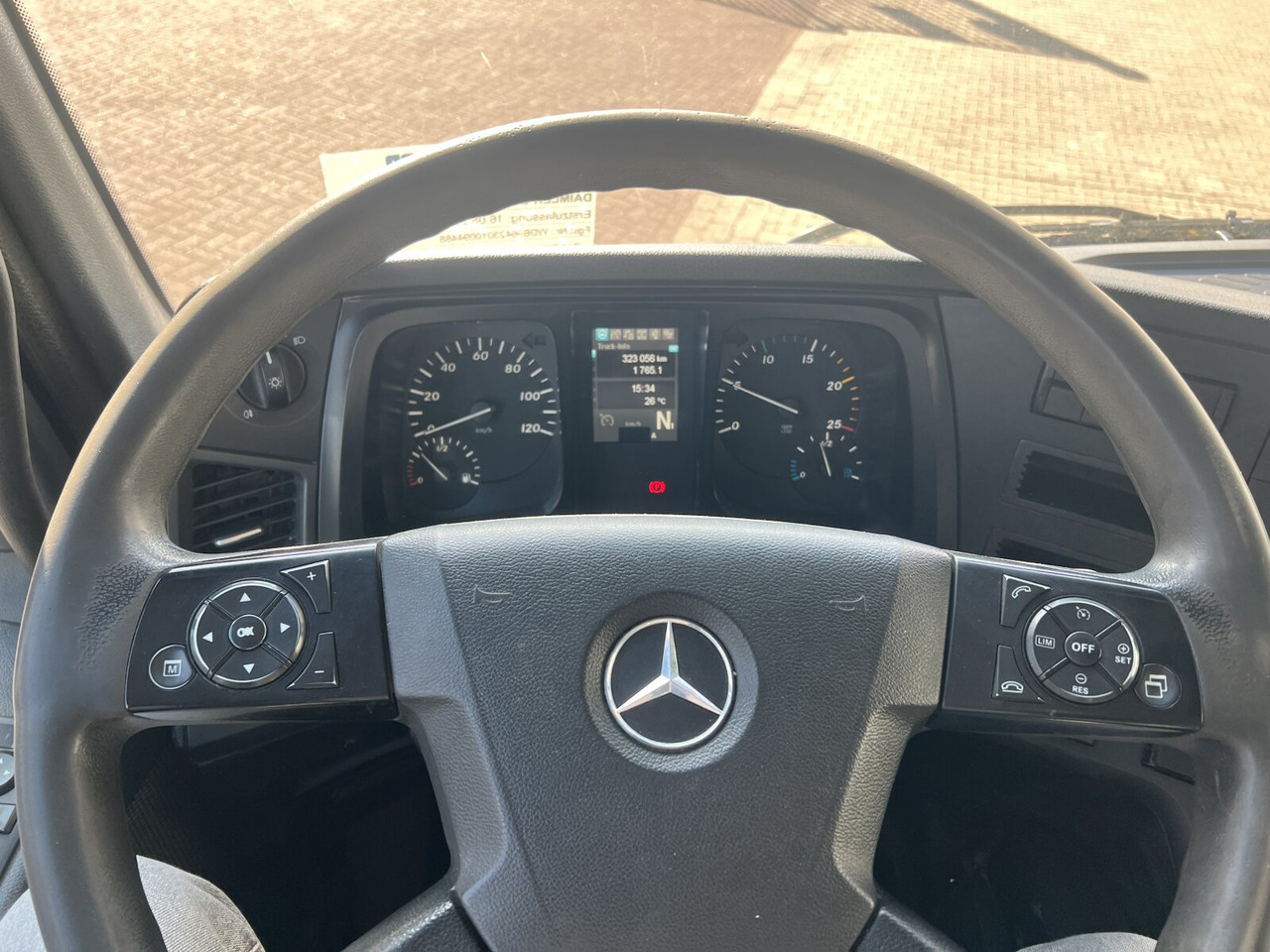 Mercedes-Benz Arocs 3243 K 8x4/4 Arocs 3243 K 8x4/4, Bordmatik - Kallurauto: pilt 4 Mercedes-Benz Arocs 3243 K 8x4/4 Arocs 3243 K 8x4/4, Bordmatik - Kallurauto: pilt 4