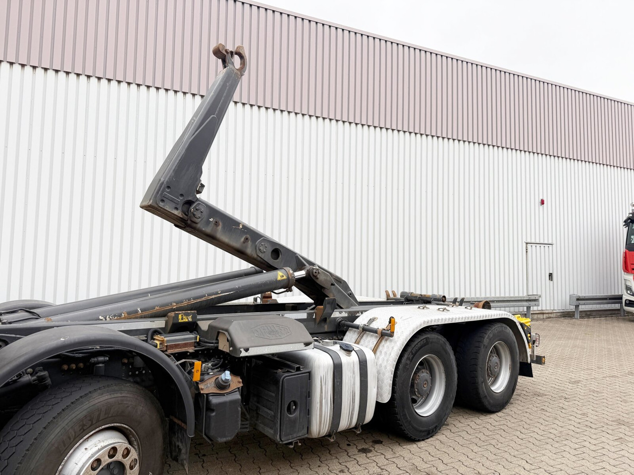 Mercedes-Benz Arocs 3245 LK 8x4/4 Arocs 3245 LK 8x4/4, Navi, Motorabtrieb, Meiller RK 30.67, Funk - Konkstõstukiga veoauto: pilt 2 Mercedes-Benz Arocs 3245 LK 8x4/4 Arocs 3245 LK 8x4/4, Navi, Motorabtrieb, Meiller RK 30.67, Funk - Konkstõstukiga veoauto: pilt 2