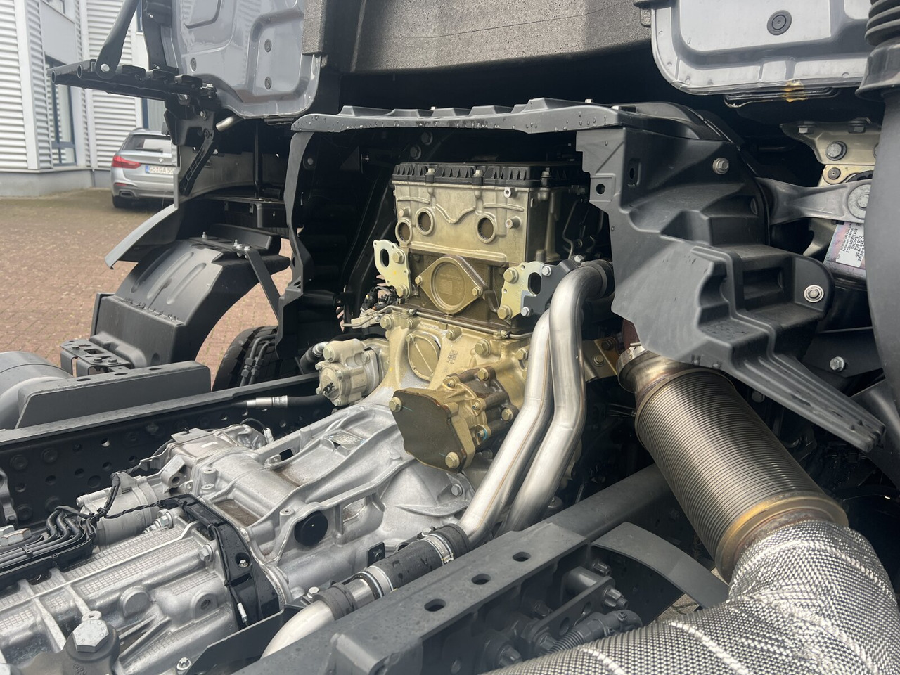 Mercedes-Benz Arocs 3251 L 8x4/4 Arocs 3251 L 8x4/4, mit Motorabtrieb C plus NA - Kabiinišassiiga veoauto: pilt 2 Mercedes-Benz Arocs 3251 L 8x4/4 Arocs 3251 L 8x4/4, mit Motorabtrieb C plus NA - Kabiinišassiiga veoauto: pilt 2