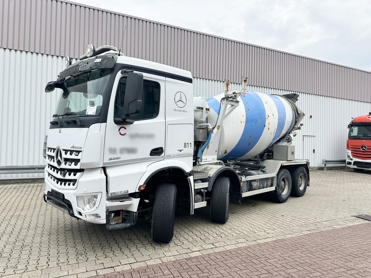 Mercedes-Benz Arocs 3251 LB 8x4/4 Arocs 3251 LB 8x4/4, Betonmischer Liebherr ca. 9m³ - Autobetoonisegisti: pilt 1 Mercedes-Benz Arocs 3251 LB 8x4/4 Arocs 3251 LB 8x4/4, Betonmischer Liebherr ca. 9m³ - Autobetoonisegisti: pilt 1