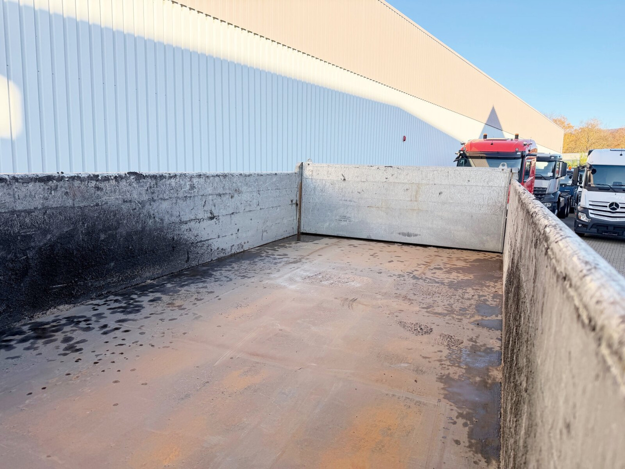 Mercedes-Benz Arocs 3351 AK 6x6 Arocs 3351 AK 6x6, Retarder, Grounder, Motorabtrieb, pneum. Heckklappenöffnung - Kallurauto: pilt 3 Mercedes-Benz Arocs 3351 AK 6x6 Arocs 3351 AK 6x6, Retarder, Grounder, Motorabtrieb, pneum. Heckklappenöffnung - Kallurauto: pilt 3