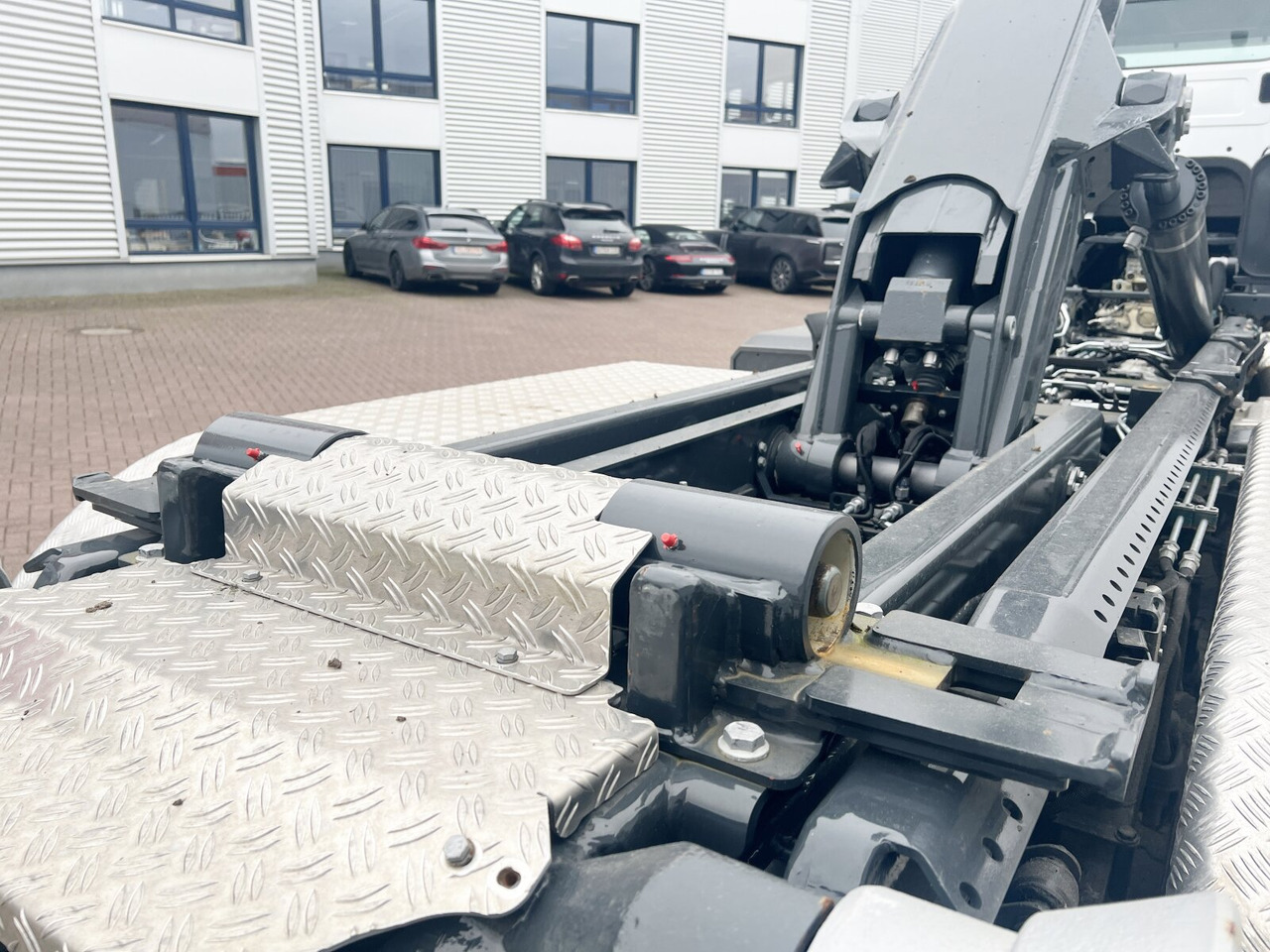 Mercedes-Benz Arocs 4142/48 8x4/4 Arocs 4142/48 8x4/4, Grounder, Meiller RS26 62-K, Funk, Motorabtrieb - Konkstõstukiga veoauto: pilt 2 Mercedes-Benz Arocs 4142/48 8x4/4 Arocs 4142/48 8x4/4, Grounder, Meiller RS26 62-K, Funk, Motorabtrieb - Konkstõstukiga veoauto: pilt 2