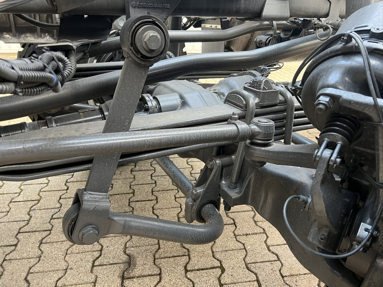 Mercedes-Benz Arocs 4151 AK 8x8/4 Arocs 4151 AK 8x8/4, Grounder - Konkstõstukiga veoauto: pilt 2 Mercedes-Benz Arocs 4151 AK 8x8/4 Arocs 4151 AK 8x8/4, Grounder - Konkstõstukiga veoauto: pilt 2