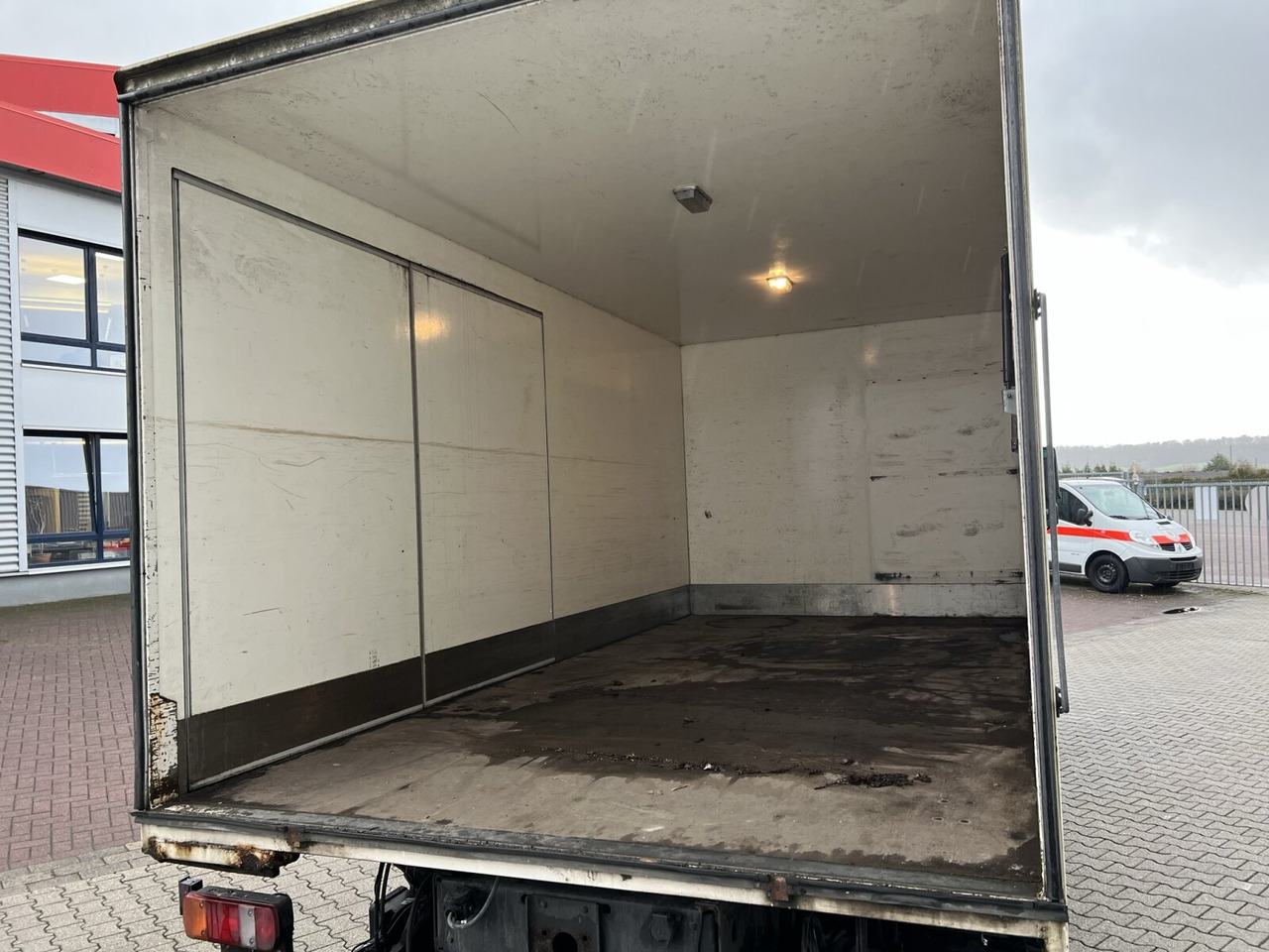 Mercedes-Benz Atego 1018 L 4x2 Atego 1018 L 4x2 mit MBB LBW - Kasti veoauto: pilt 2 Mercedes-Benz Atego 1018 L 4x2 Atego 1018 L 4x2 mit MBB LBW - Kasti veoauto: pilt 2