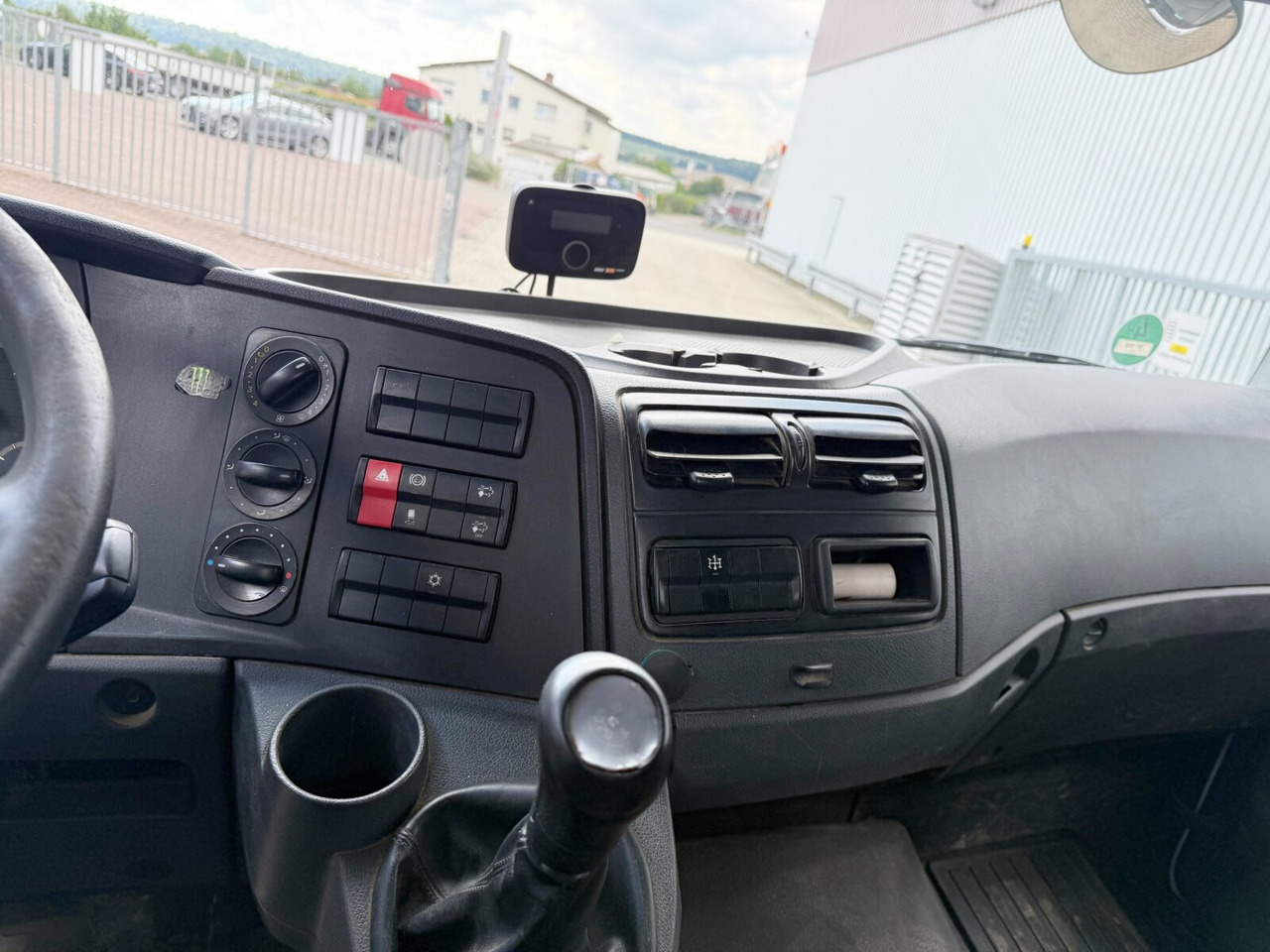 Mercedes-Benz Atego 1223 K 4x2 Atego 1223 K 4x2, 2x AHK - Kallurauto: pilt 5 Mercedes-Benz Atego 1223 K 4x2 Atego 1223 K 4x2, 2x AHK - Kallurauto: pilt 5