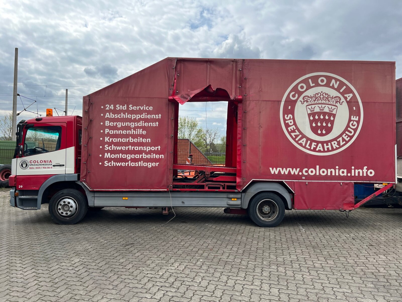 Mercedes-Benz Atego 1223 L 4x2 Atego 1223 L 4x2, Kompl. Zug, Lift- & Schiebeplateau, Funk - Treilerveoauto: pilt 3 Mercedes-Benz Atego 1223 L 4x2 Atego 1223 L 4x2, Kompl. Zug, Lift- & Schiebeplateau, Funk - Treilerveoauto: pilt 3