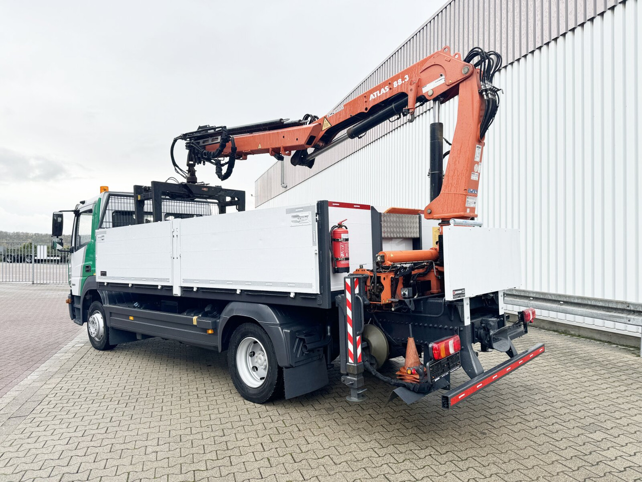 Kraanaga veoauto, Madelveok/ Platvormveok Mercedes-Benz Atego 1223 L 4x2 Atego 1223 L 4x2 mit Heckkran Atlas 88.3-A2L, Funk: pilt 14