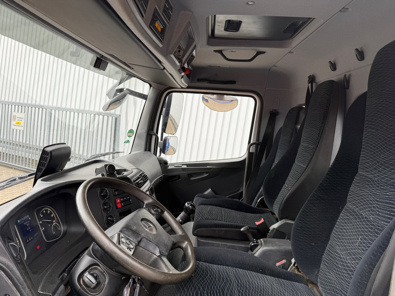 Mercedes-Benz Atego 1224 K 4x2 Atego 1224 K 4x2, Meiller 3-S-Kipper  2x AHK Öl - Kallurauto: pilt 2 Mercedes-Benz Atego 1224 K 4x2 Atego 1224 K 4x2, Meiller 3-S-Kipper  2x AHK Öl - Kallurauto: pilt 2
