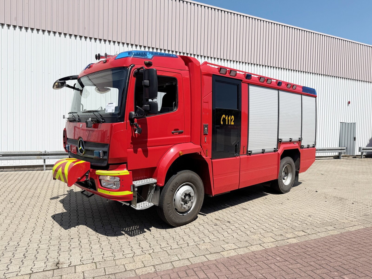 Mercedes-Benz Atego 1530 AF 4x4 Atego 1530 AF 4x4, Rosenbauer TLF, Retarder - Tuletõrjeauto: pilt 1 Mercedes-Benz Atego 1530 AF 4x4 Atego 1530 AF 4x4, Rosenbauer TLF, Retarder - Tuletõrjeauto: pilt 1