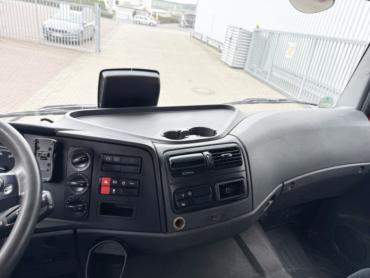 Mercedes-Benz Atego 1530 K 4x2 Atego 1530 K 4x2, 2x AHK - Kallurauto: pilt 5 Mercedes-Benz Atego 1530 K 4x2 Atego 1530 K 4x2, 2x AHK - Kallurauto: pilt 5