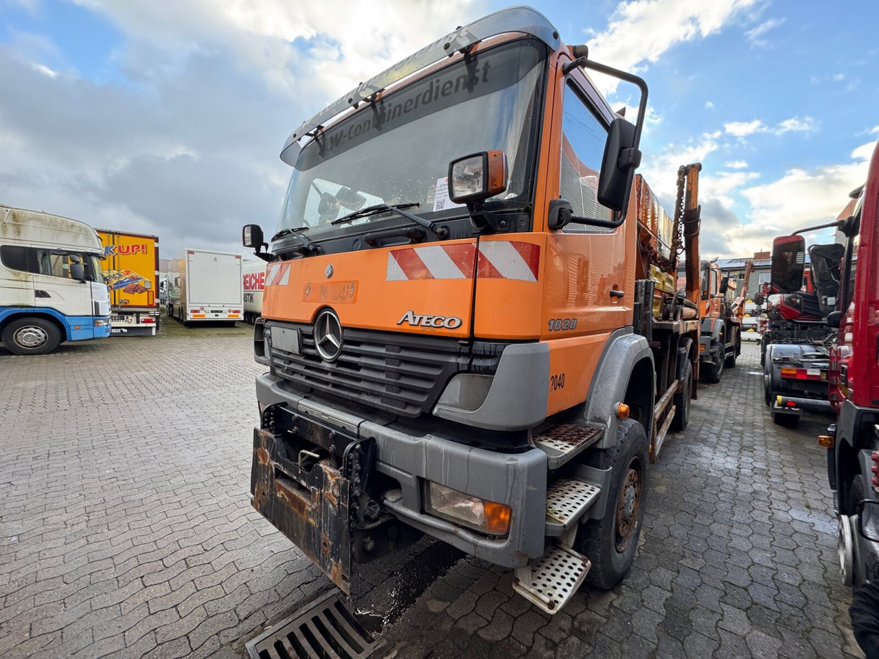 Mercedes-Benz Atego 1828 4x4 Atego 1828 4x4, Tele-Absetzer, Winterdienstausstattung - Nöörtõstukiga veoauto: pilt 5 Mercedes-Benz Atego 1828 4x4 Atego 1828 4x4, Tele-Absetzer, Winterdienstausstattung - Nöörtõstukiga veoauto: pilt 5