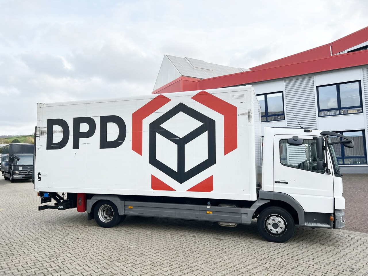 Kasti veoauto Mercedes-Benz Atego 816 L 4x2 Atego 816 L 4x2 mit LBW, 4x Vorhanden!: pilt 9 Kasti veoauto Mercedes-Benz Atego 816 L 4x2 Atego 816 L 4x2 mit LBW, 4x Vorhanden!: pilt 9