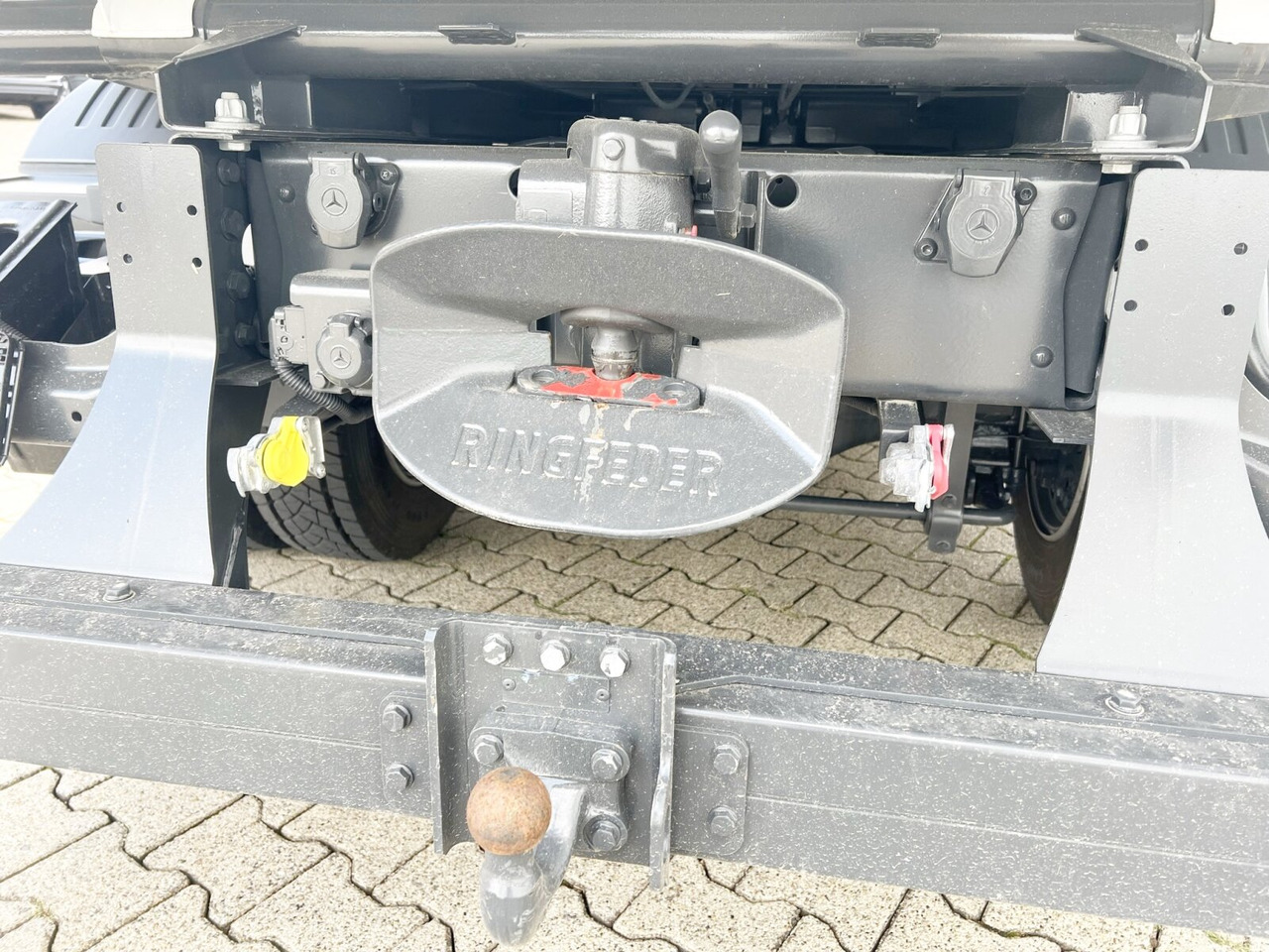 Mercedes-Benz Atego 818/23 K 4x2 Atego 818/23 K 4x2, 2x AHK, Meiller-Kipper, mehrfach Vorhanden! - Kallurauto: pilt 3 Mercedes-Benz Atego 818/23 K 4x2 Atego 818/23 K 4x2, 2x AHK, Meiller-Kipper, mehrfach Vorhanden! - Kallurauto: pilt 3