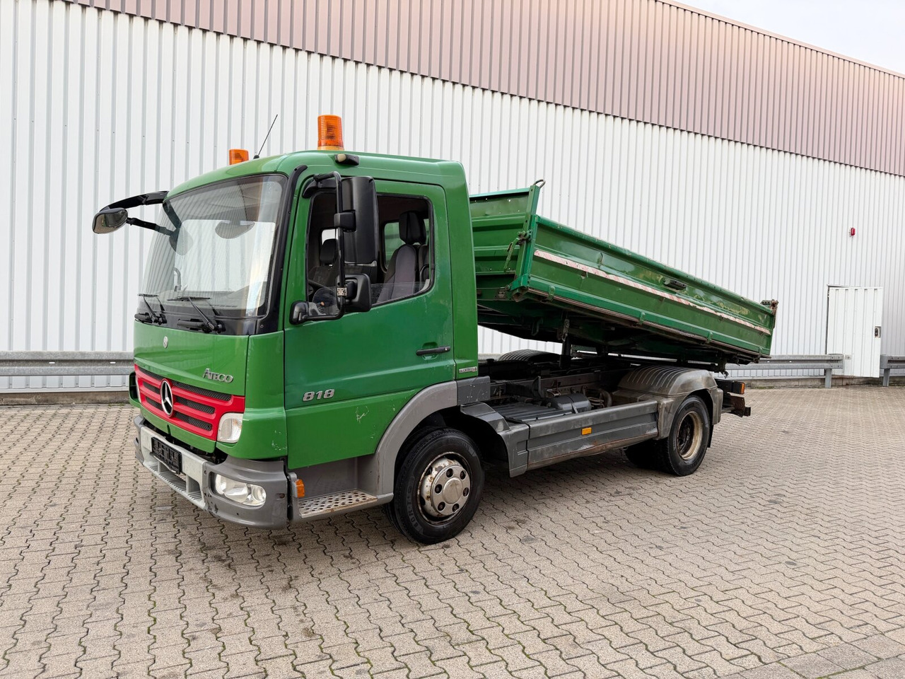 Mercedes-Benz Atego 818 K 4x2 Atego 818 K 4x2, 2x AHK - Kallurauto: pilt 1 Mercedes-Benz Atego 818 K 4x2 Atego 818 K 4x2, 2x AHK - Kallurauto: pilt 1