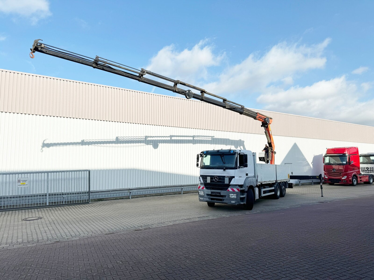 Kraanaga veoauto Mercedes-Benz Axor 2536/43 L 6x2 Axor 2536/43 L 6x2 mit Heckkran Palfinger PK 24502 F: pilt 7