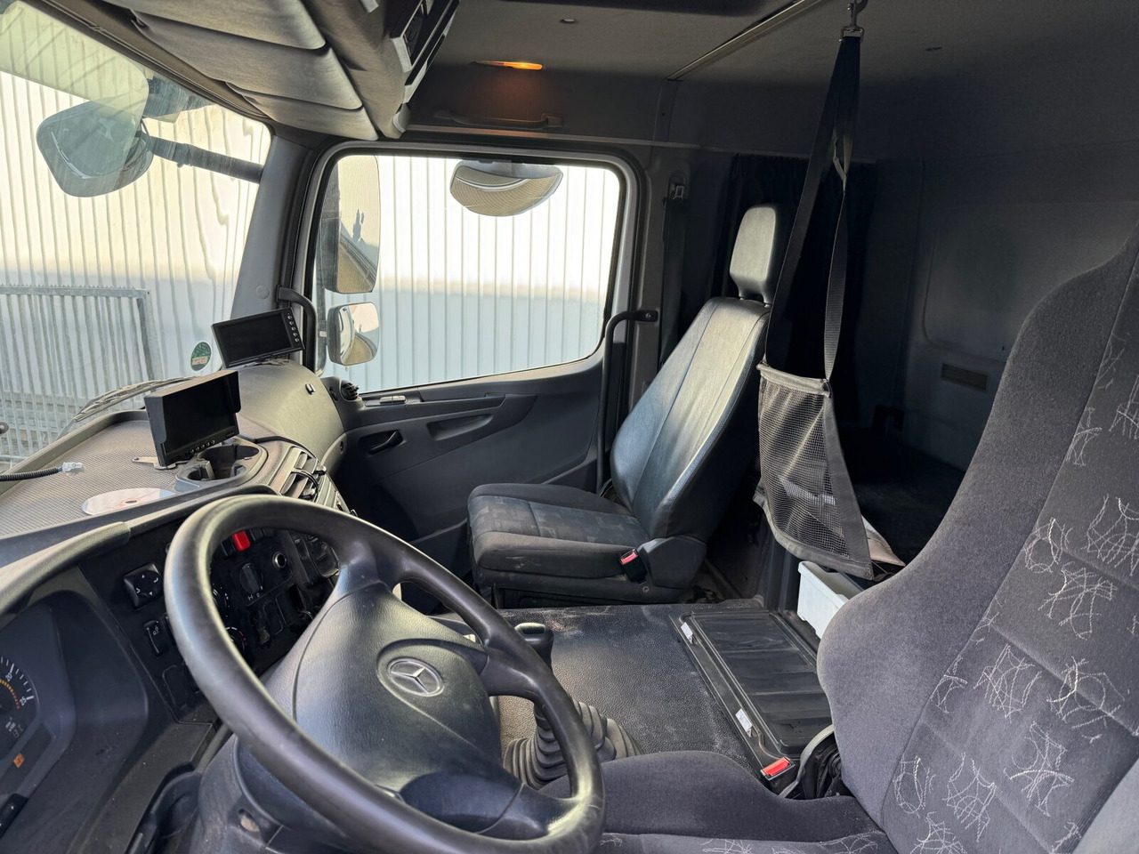 Kraanaga veoauto Mercedes-Benz Axor 2536/43 L 6x2 Axor 2536/43 L 6x2 mit Heckkran Palfinger PK 24502 F: pilt 6