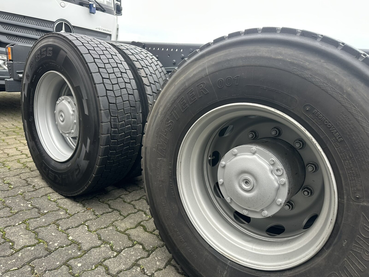 Mercedes-Benz Axor 2629 K 6x4 Axor 2629 K 6x4, PTO, Steel, Manual, 6-Zylinder - Kabiinišassiiga veoauto: pilt 2 Mercedes-Benz Axor 2629 K 6x4 Axor 2629 K 6x4, PTO, Steel, Manual, 6-Zylinder - Kabiinišassiiga veoauto: pilt 2