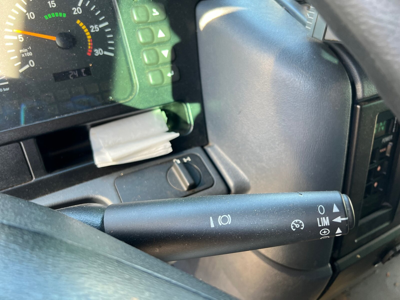 Prügiauto transporditavad ained jäätmed Mercedes-Benz Econic 2629 L/NLA 6x2/4 Econic 2629 L/NLA 6x2/4, EEV, Lenkachse, FAUN Rotopress 519L, Zöller-Schüttung: pilt 6 Prügiauto transporditavad ained jäätmed Mercedes-Benz Econic 2629 L/NLA 6x2/4 Econic 2629 L/NLA 6x2/4, EEV, Lenkachse, FAUN Rotopress 519L, Zöller-Schüttung: pilt 6