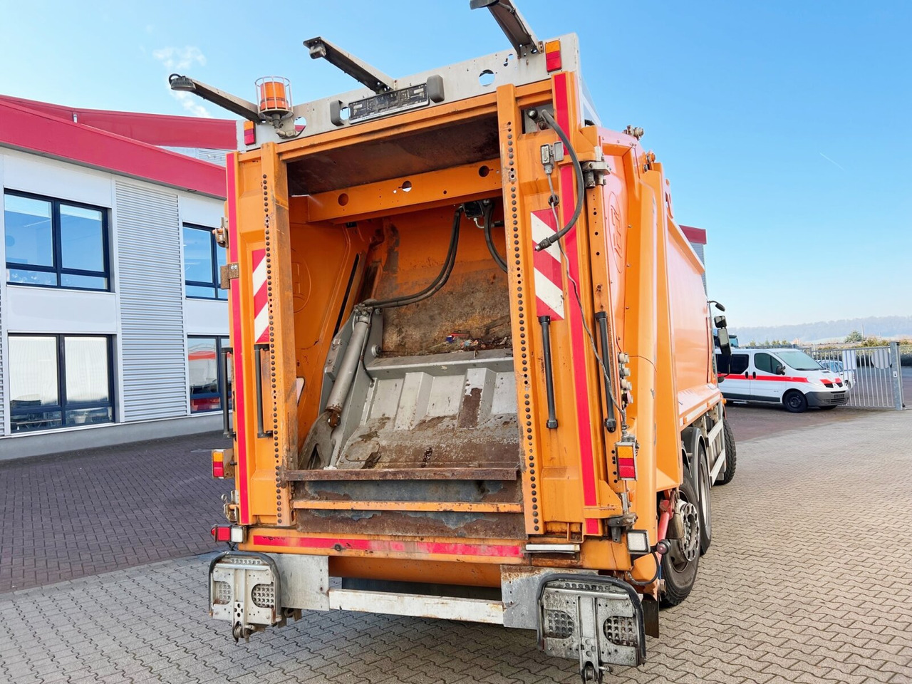 Prügiauto transporditavad ained jäätmed Mercedes-Benz Econic 2629 LL 6x2/4 NLA Econic 2629 LL 6x2/4 NLA, EEV, Lenkachse, HS Schörling: pilt 11