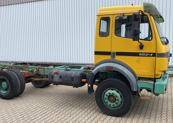 Kallurauto Mercedes-Benz SK 1824 AK 4x4 SK 1824 AK 4x4: pilt 8