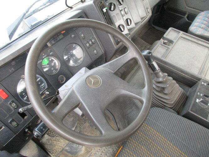 Mercedes-Benz SK 1824 AK 4x4 SK 1824 AK 4x4 Chassis - Kabiinišassiiga veoauto: pilt 4 Mercedes-Benz SK 1824 AK 4x4 SK 1824 AK 4x4 Chassis - Kabiinišassiiga veoauto: pilt 4