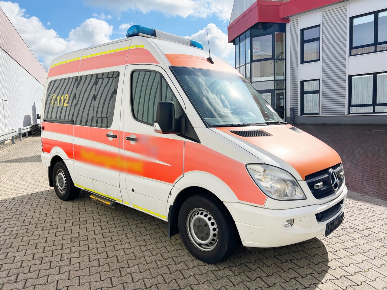Mercedes-Benz Sprinter 313 CDI 4x2 Sprinter 313 CDI 4x2, EEV, Krankenwagen liising Mercedes-Benz Sprinter 313 CDI 4x2 Sprinter 313 CDI 4x2, EEV, Krankenwagen: pilt 9 Mercedes-Benz Sprinter 313 CDI 4x2 Sprinter 313 CDI 4x2, EEV, Krankenwagen liising Mercedes-Benz Sprinter 313 CDI 4x2 Sprinter 313 CDI 4x2, EEV, Krankenwagen: pilt 9