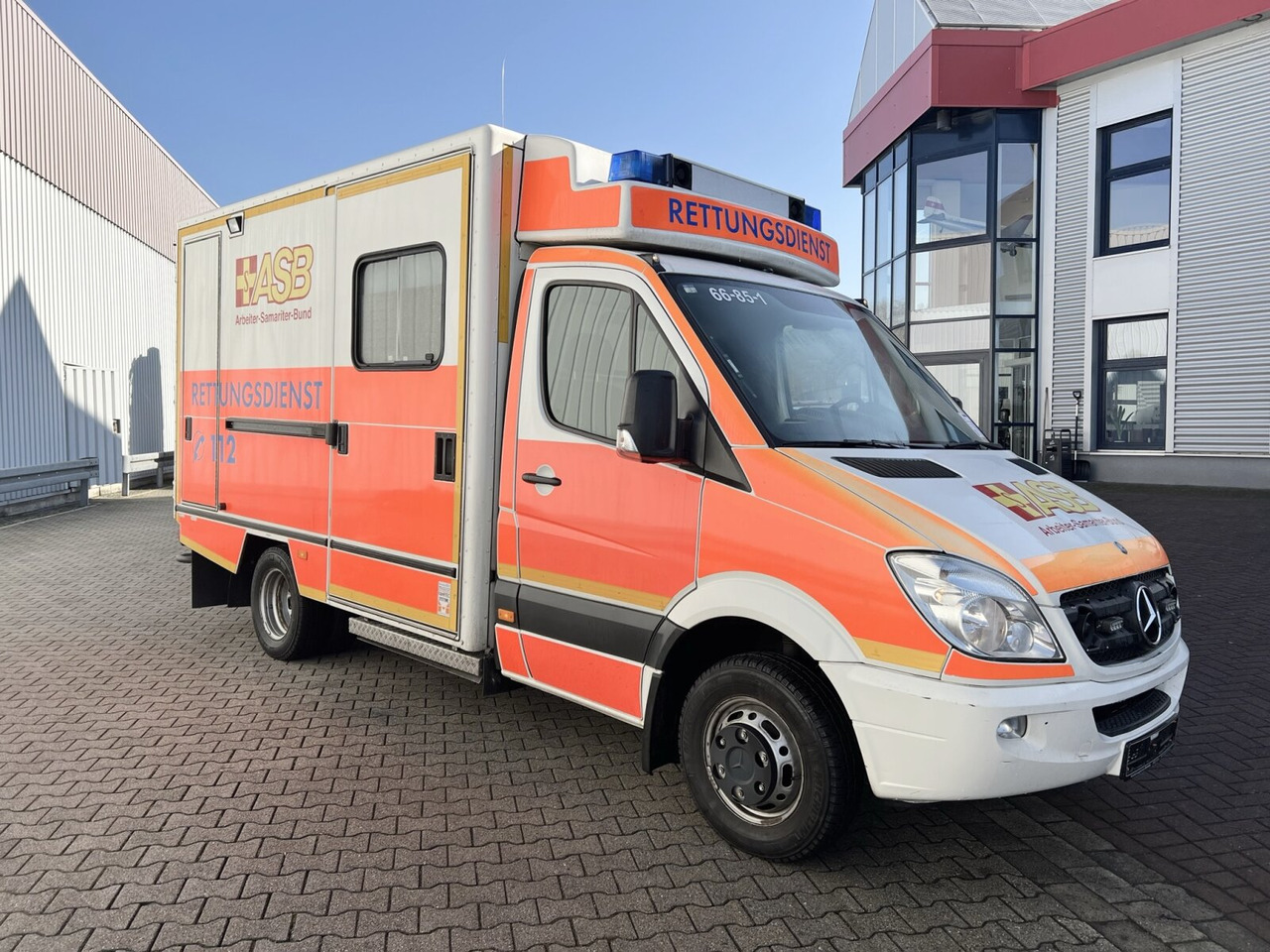 Mercedes-Benz Sprinter 516 CDI 4x2 Sprinter 516 CDI 4x2, Rettungswagen, Retarder liising Mercedes-Benz Sprinter 516 CDI 4x2 Sprinter 516 CDI 4x2, Rettungswagen, Retarder: pilt 9