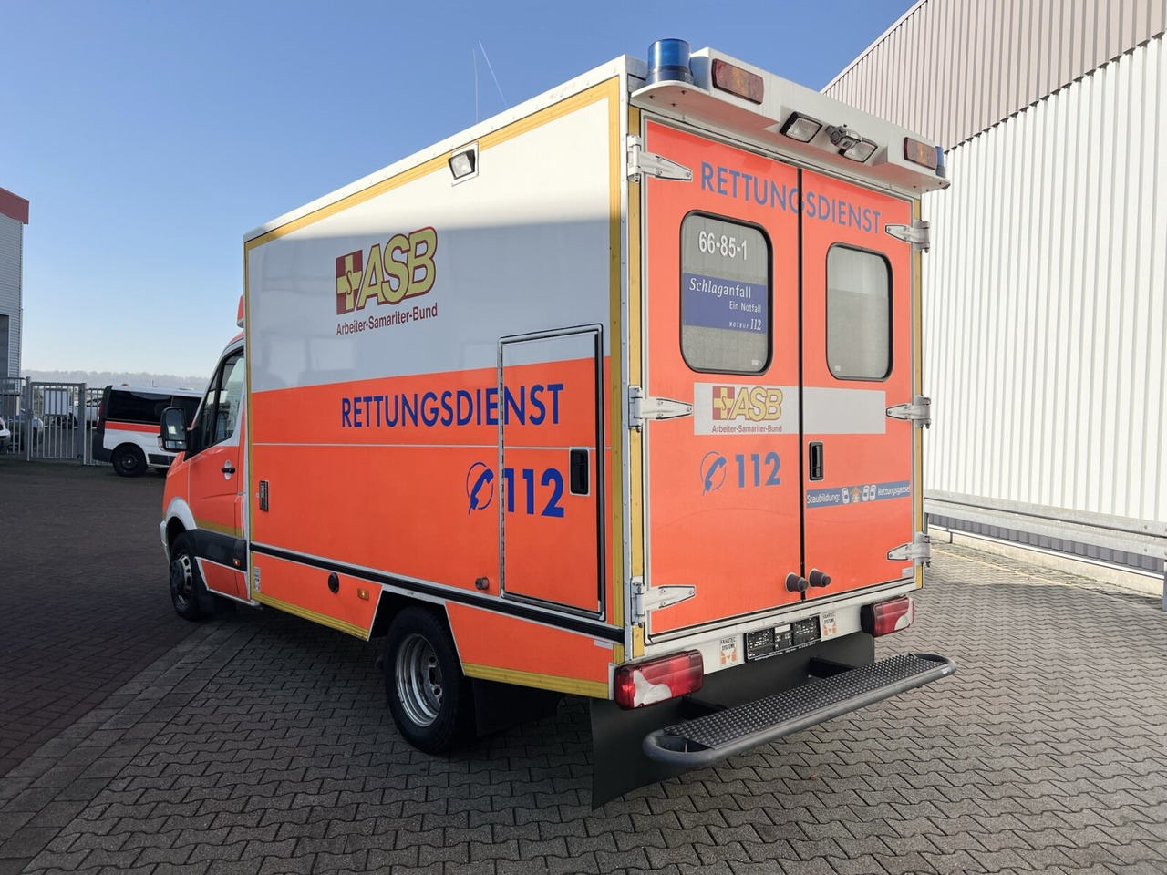 Mercedes-Benz Sprinter 516 CDI 4x2 Sprinter 516 CDI 4x2, Rettungswagen, Retarder liising Mercedes-Benz Sprinter 516 CDI 4x2 Sprinter 516 CDI 4x2, Rettungswagen, Retarder: pilt 13