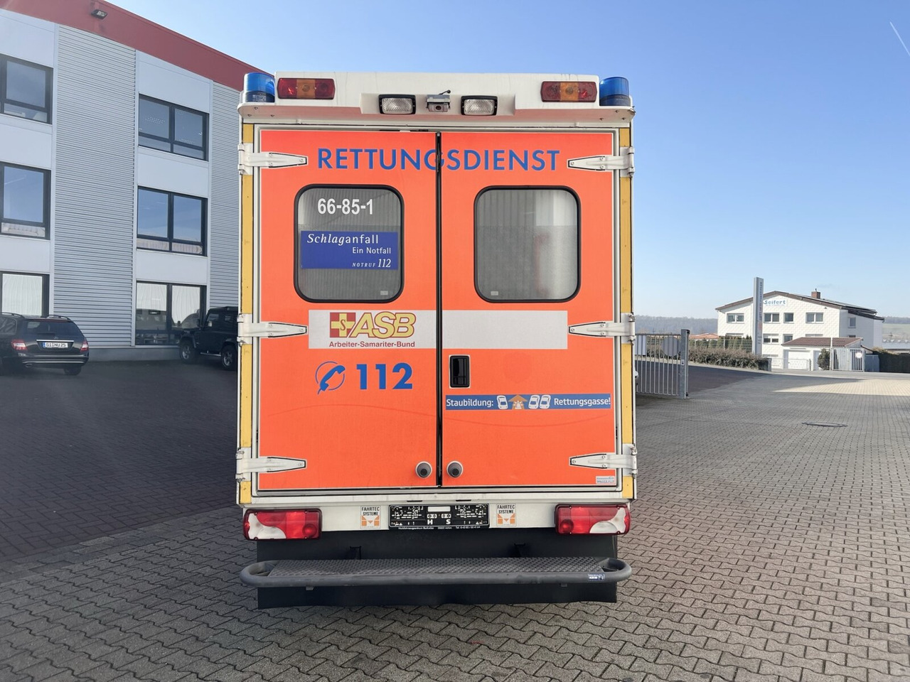 Mercedes-Benz Sprinter 516 CDI 4x2 Sprinter 516 CDI 4x2, Rettungswagen, Retarder liising Mercedes-Benz Sprinter 516 CDI 4x2 Sprinter 516 CDI 4x2, Rettungswagen, Retarder: pilt 12