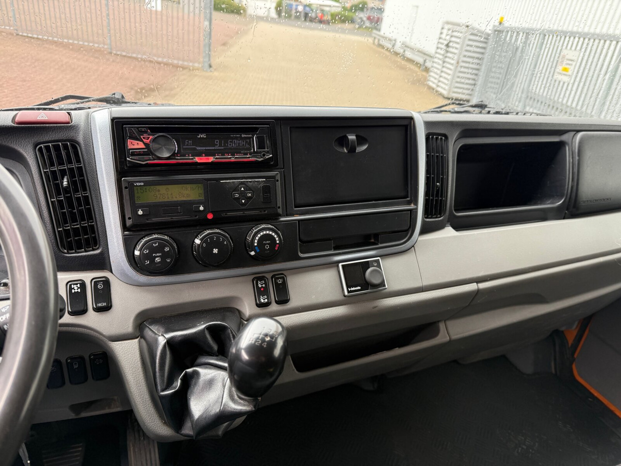 Mitsubishi Fuso 6C18D 4x4 Doka Fuso 6C18D 4x4 Doka - Kallurauto: pilt 4 Mitsubishi Fuso 6C18D 4x4 Doka Fuso 6C18D 4x4 Doka - Kallurauto: pilt 4