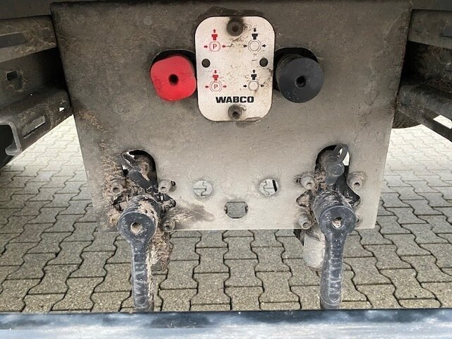 Orten PRASQ 18 Getränkeanhänger PRASQ 18 Getränkeanhänger, Stapleraufnahme, 6 x Vorhanden! - Furgoonjärelhaagis: pilt 5 Orten PRASQ 18 Getränkeanhänger PRASQ 18 Getränkeanhänger, Stapleraufnahme, 6 x Vorhanden! - Furgoonjärelhaagis: pilt 5