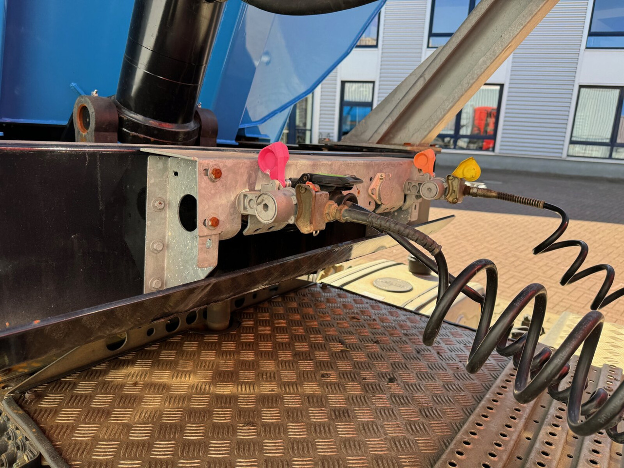 Euro ATM 27 Euro ATM 27, HARDOX Stahlmulde ca. 27m³, Liftachse - Poolhaagis: pilt 3 Euro ATM 27 Euro ATM 27, HARDOX Stahlmulde ca. 27m³, Liftachse - Poolhaagis: pilt 3