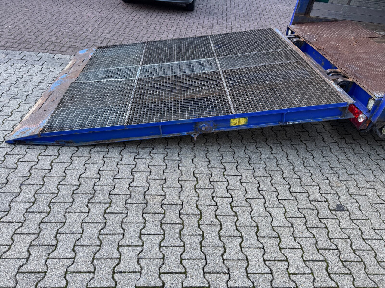 Renders NS4L32 NS4L32, Seilwinde, Edscha, hydr. Auffahrrampe - Poolhaagis: pilt 4 Renders NS4L32 NS4L32, Seilwinde, Edscha, hydr. Auffahrrampe - Poolhaagis: pilt 4