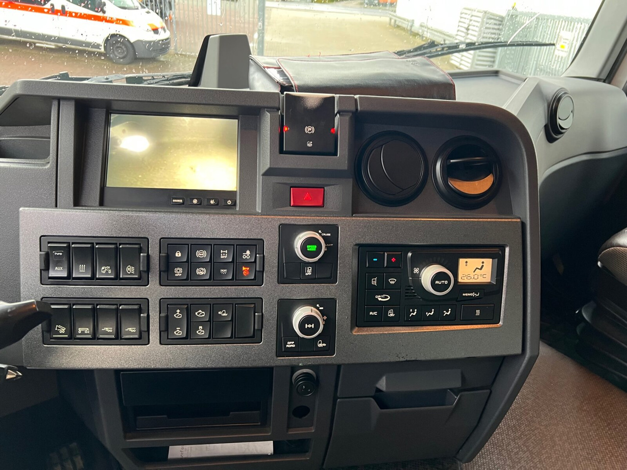 Renault C 520 6x4 C 520 6x4, Retarder, Nebenantrieb - Konkstõstukiga veoauto: pilt 5 Renault C 520 6x4 C 520 6x4, Retarder, Nebenantrieb - Konkstõstukiga veoauto: pilt 5