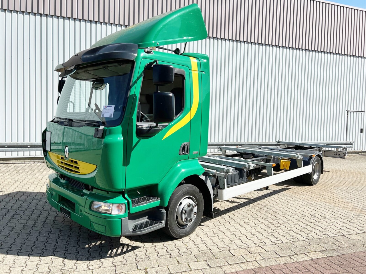 Renault Midlum 220.12 4x2 Midlum 220.12 4x2, BDF verschiedene Größen - Kabiinišassiiga veoauto: pilt 1 Renault Midlum 220.12 4x2 Midlum 220.12 4x2, BDF verschiedene Größen - Kabiinišassiiga veoauto: pilt 1
