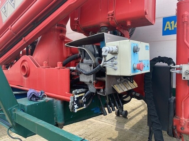 SCHELLING 504 H 22 SCHELLING 504 H 22 mit Kran Ferrari 708, 7m/t - Platvorm/ Madelpoolhaagis: pilt 3 SCHELLING 504 H 22 SCHELLING 504 H 22 mit Kran Ferrari 708, 7m/t - Platvorm/ Madelpoolhaagis: pilt 3