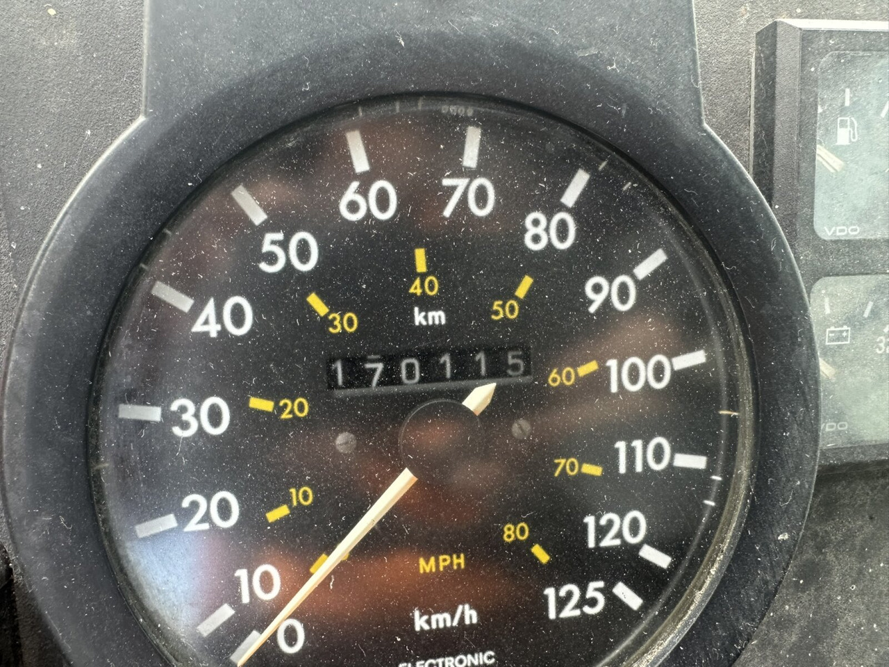 815 4x2 815 4x2 Terminal Tractor, Rangierfahrzeug - Sadulveok: pilt 2 815 4x2 815 4x2 Terminal Tractor, Rangierfahrzeug - Sadulveok: pilt 2